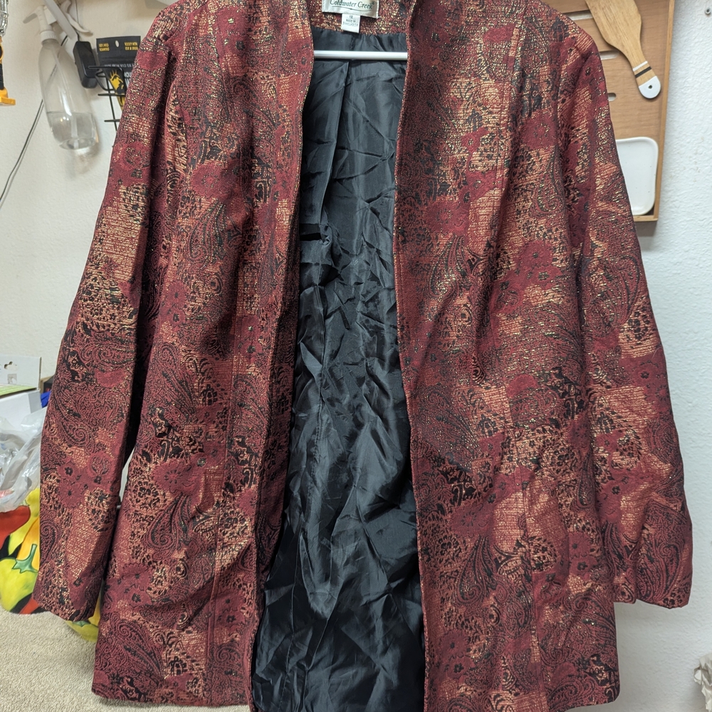 Coldwater Creek Women's Burgundy and Gold Paisley Open-Front Jacket